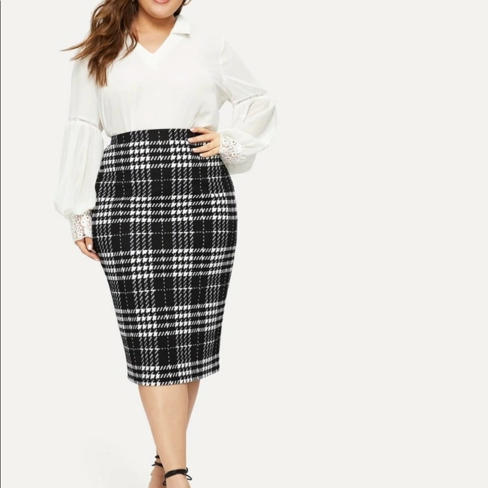 New Without Tags. Shein midi skirt size 3X